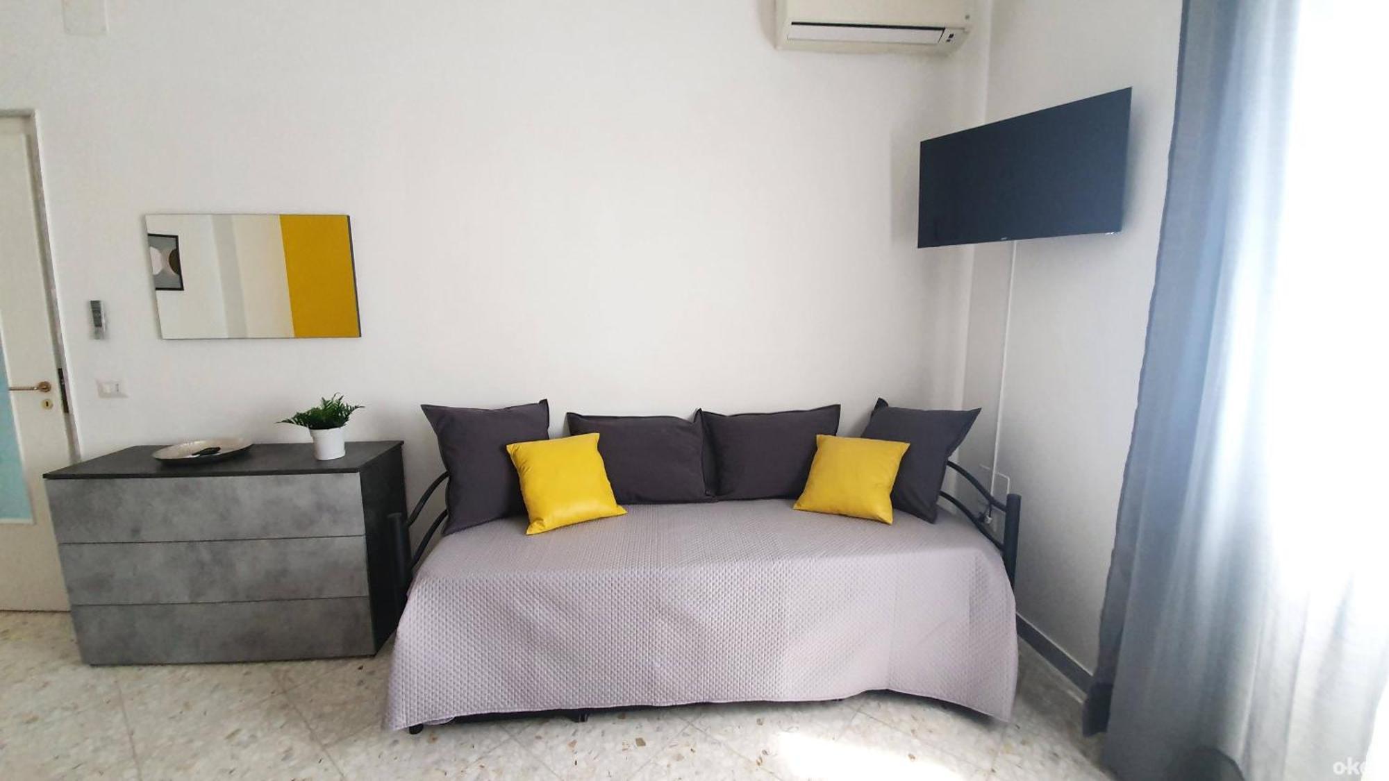 Limited Edition Guesthouse Bari Ngoại thất bức ảnh