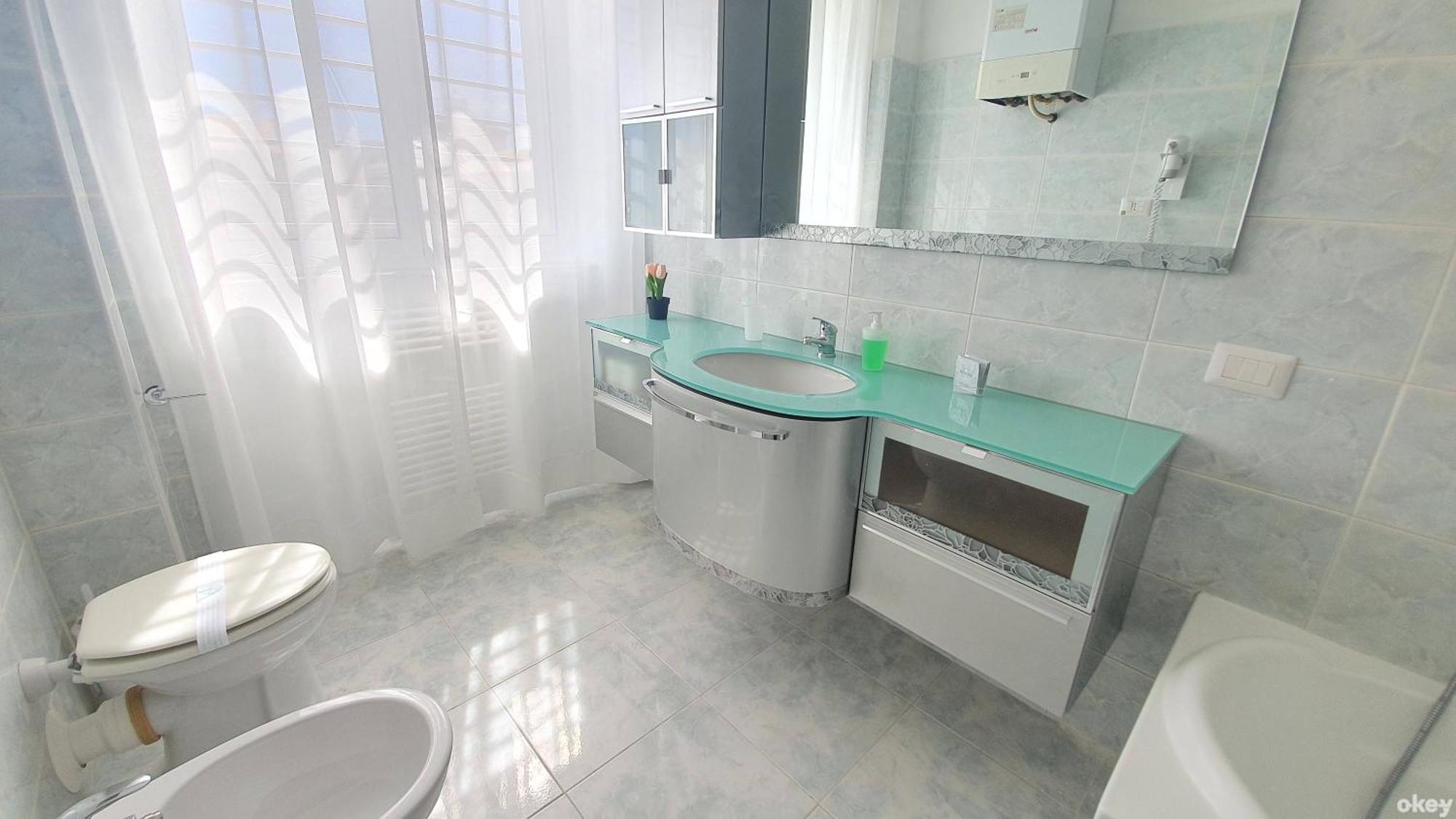 Limited Edition Guesthouse Bari Ngoại thất bức ảnh