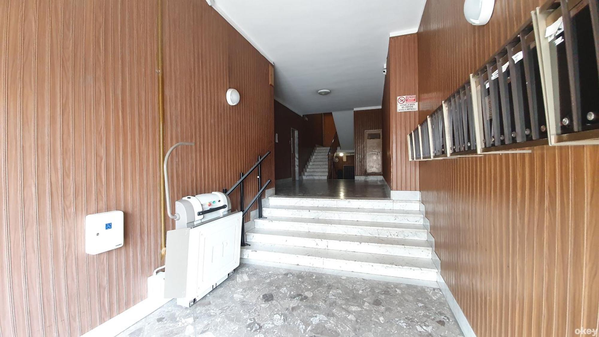 Limited Edition Guesthouse Bari Ngoại thất bức ảnh